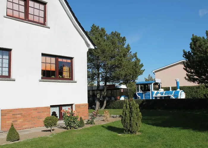 Moderne In Im Gruenen